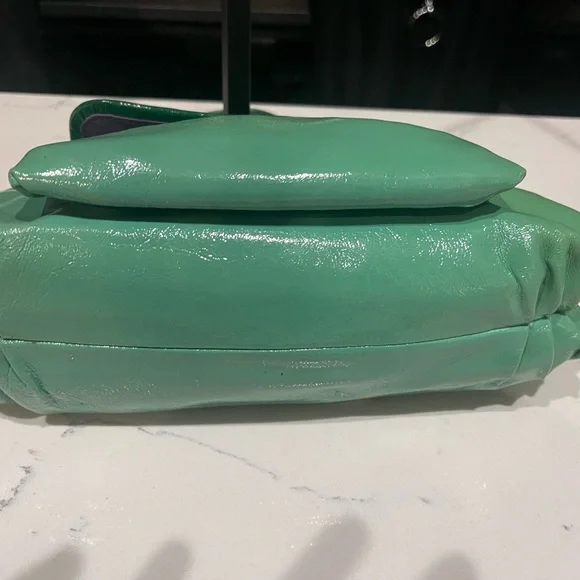 Coach Poppy Groovy patent leather Green Shoulder Bag - Picture 4 of 10